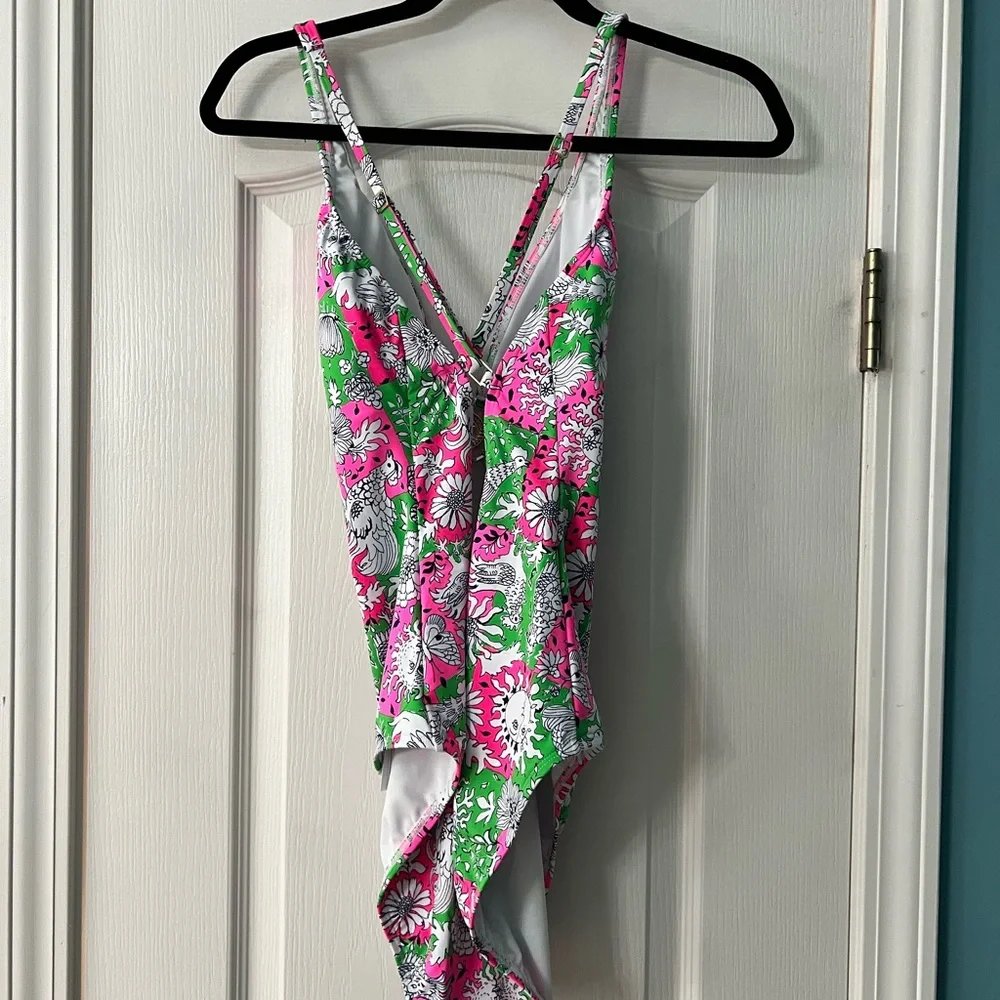Lilly Pulitzer ester one piece bathing suit